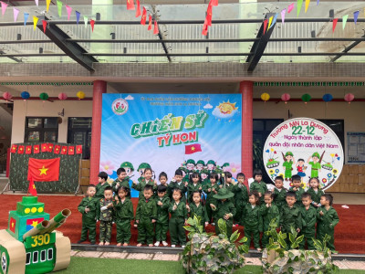 Chương trình : ' Chiến Sỹ Tý Hon" của trường Mầm non La Dương